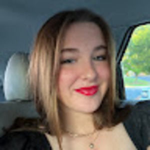 Meet your Posher, Brenna